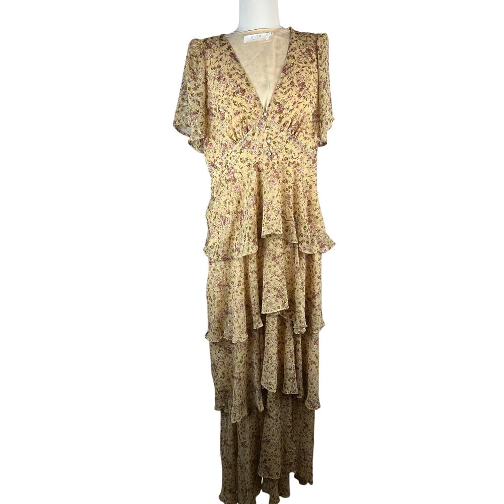 ASTR The Label Tayla Floral Ruffle Tiered Maxi Dress Cream Mauve Size M